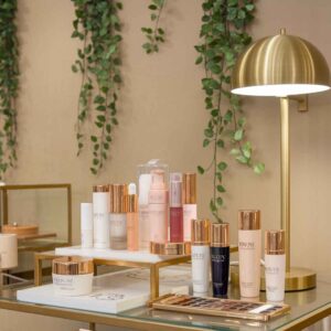 Golden Glow Illuminating Highlighter